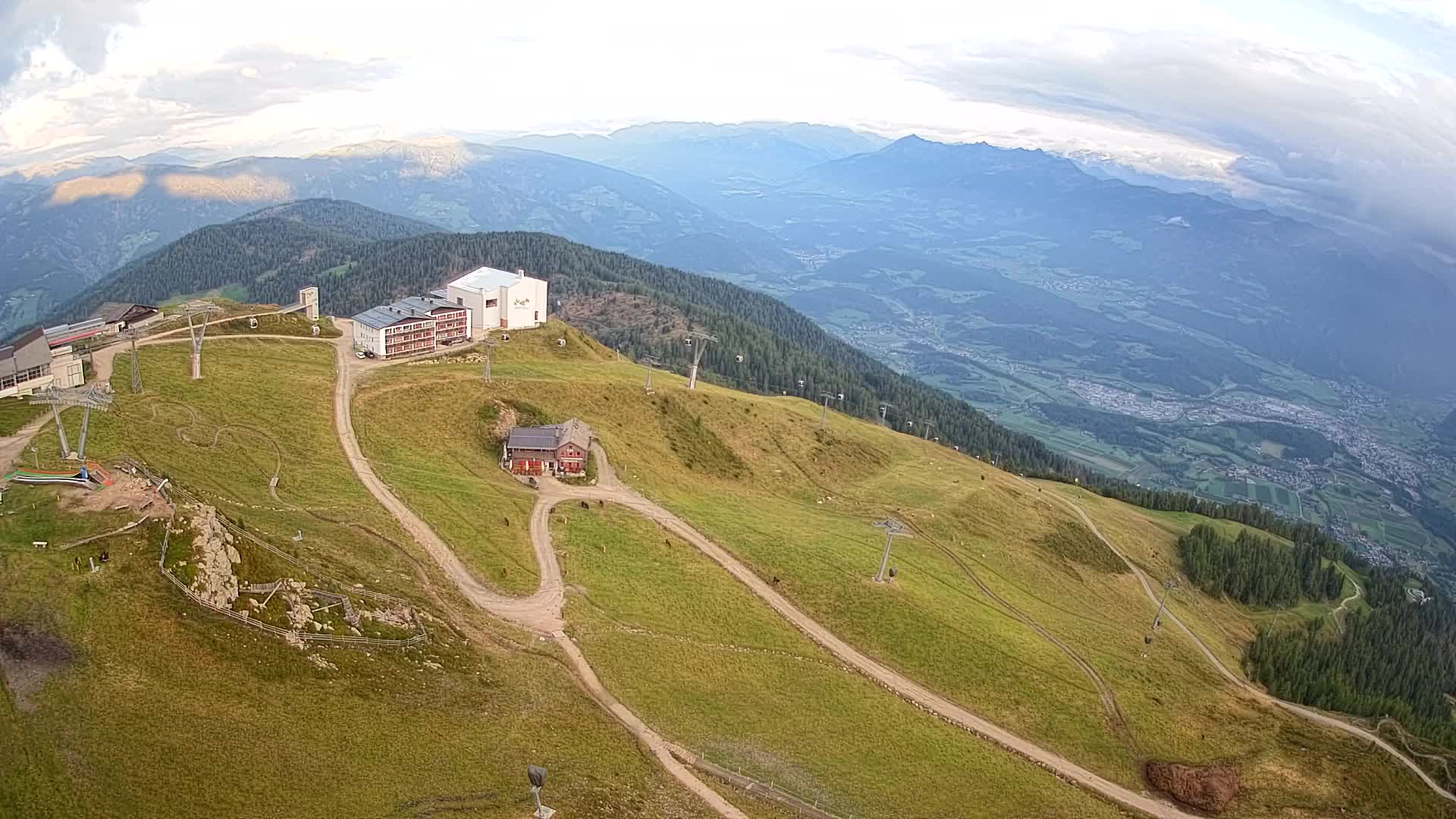 Station de ski Kronplatz sommet | vue sur Brunico