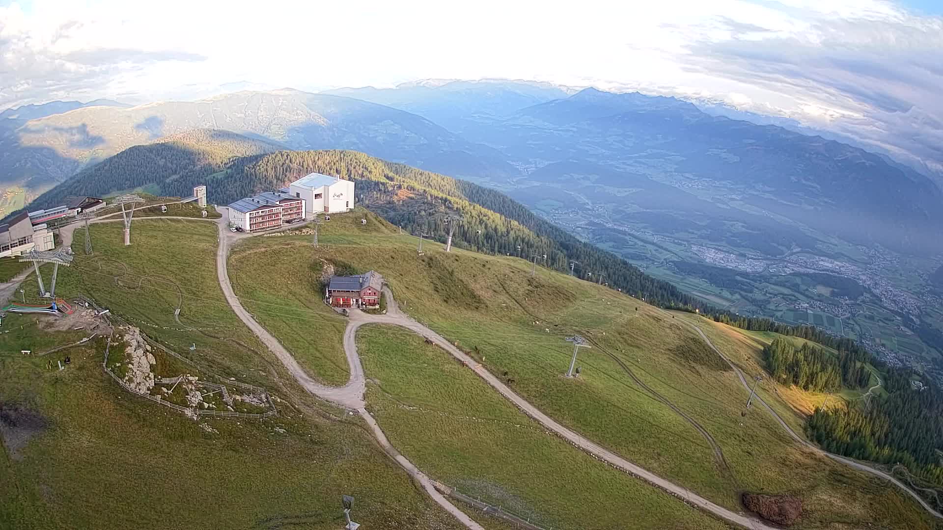 Stazione sciistica di Plan de Corones | vista su Brunico