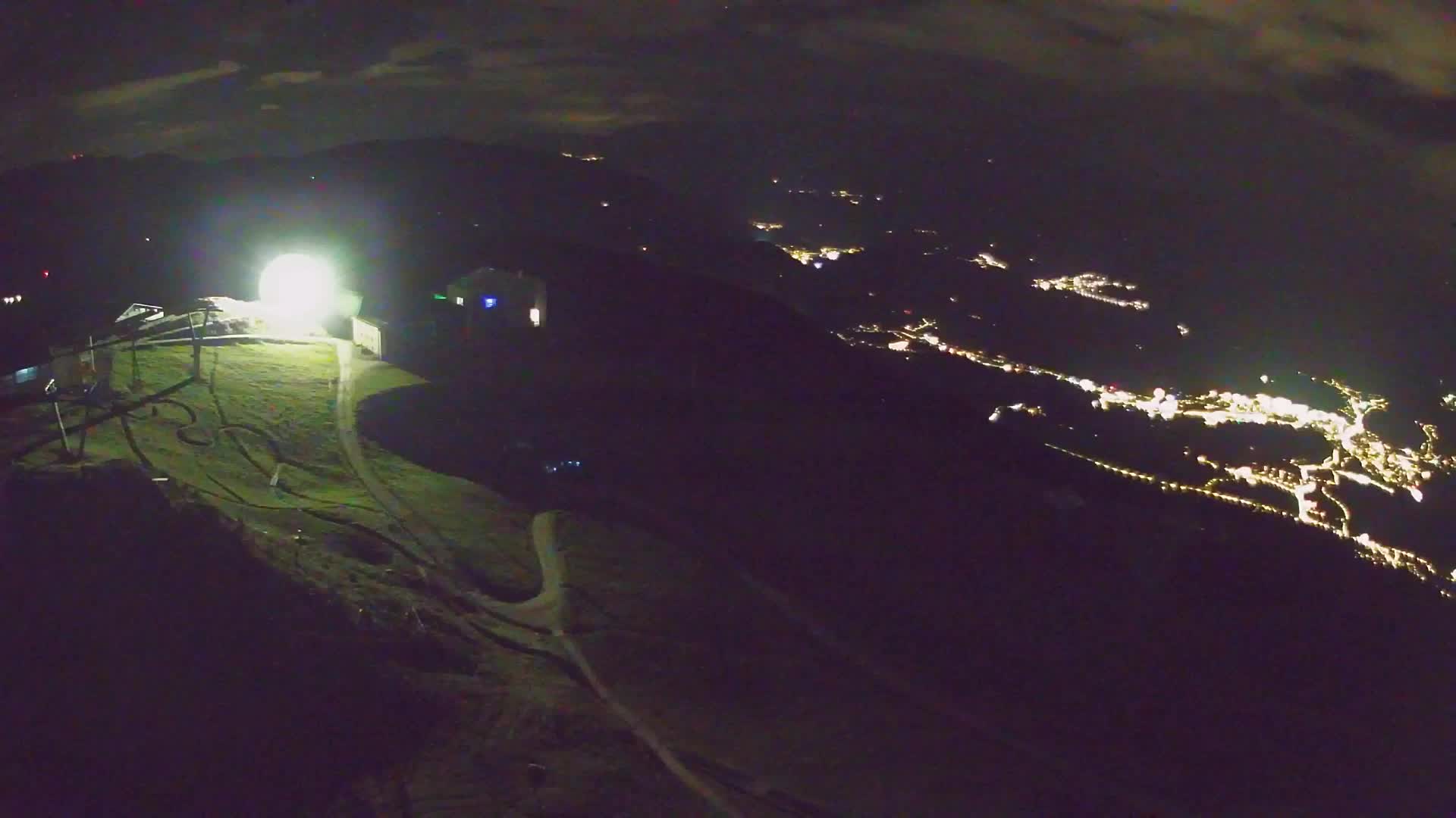 Kronplatz peak Ski resort | view to Bruneck