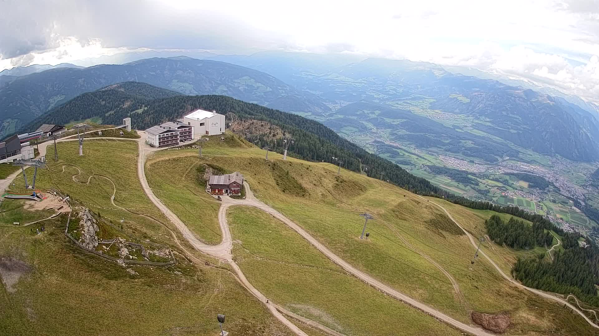 Smučišče Kronplatz – vrh | pogled na Bruneck