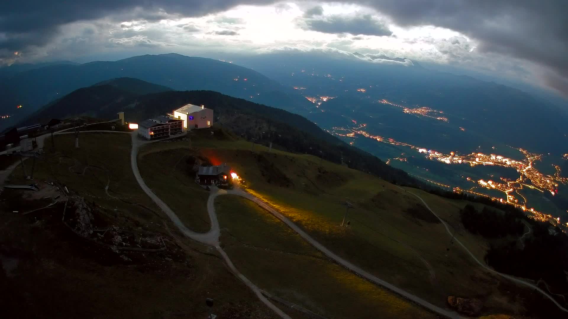 Smučišče Kronplatz – vrh | pogled na Bruneck