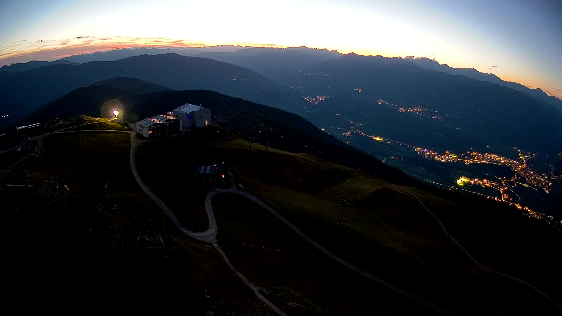Stazione sciistica di Plan de Corones | vista su Brunico