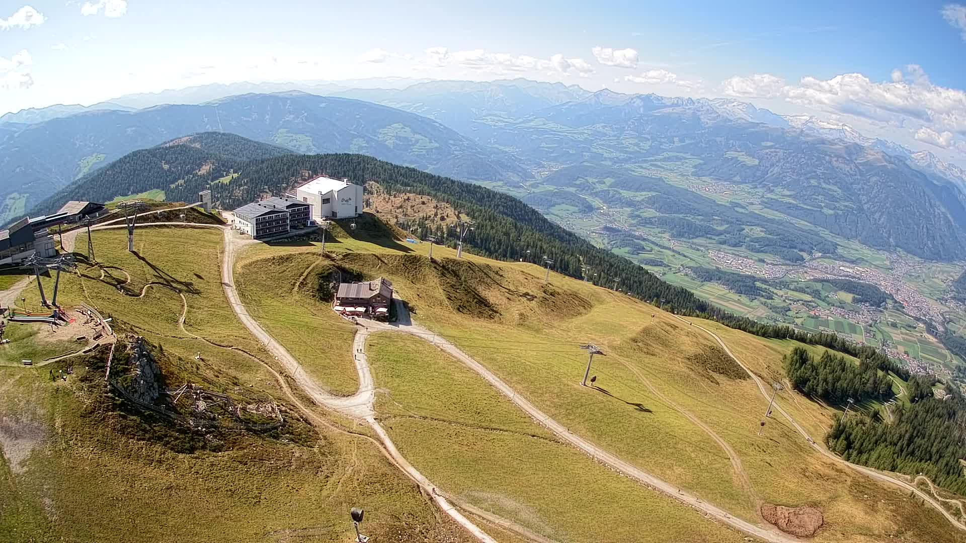 Stazione sciistica di Plan de Corones | vista su Brunico