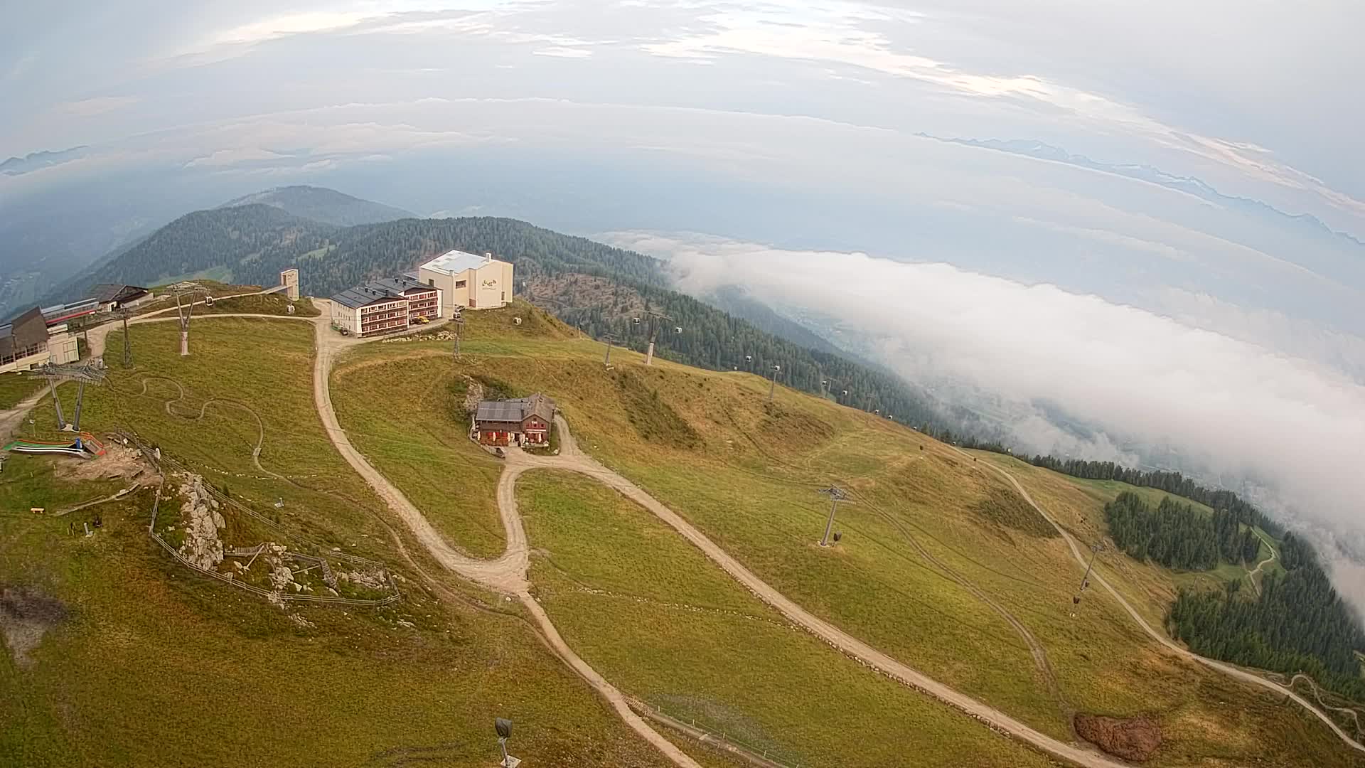 Skigebiet Kronplatz Gipfel | Blick auf Bruneck