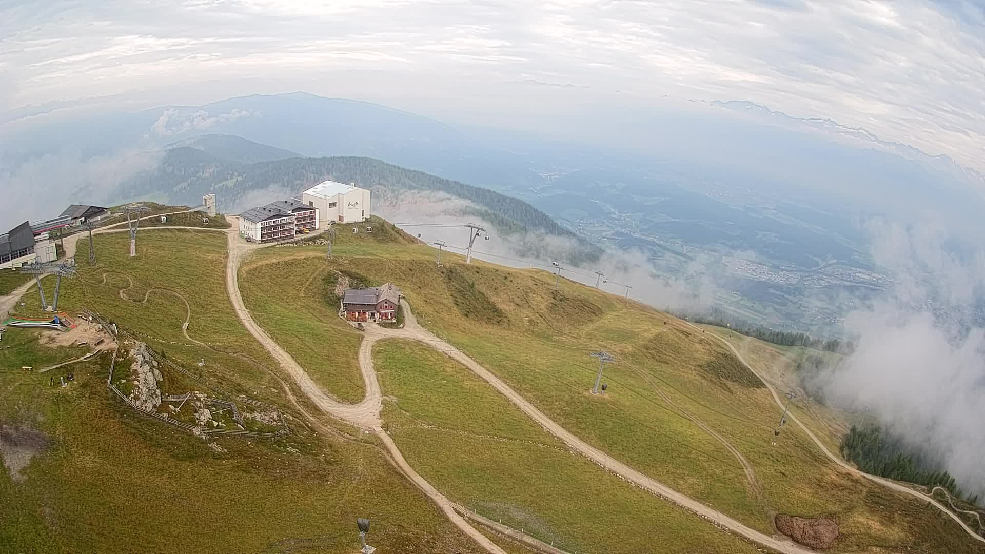 Station de ski Kronplatz sommet | vue sur Brunico