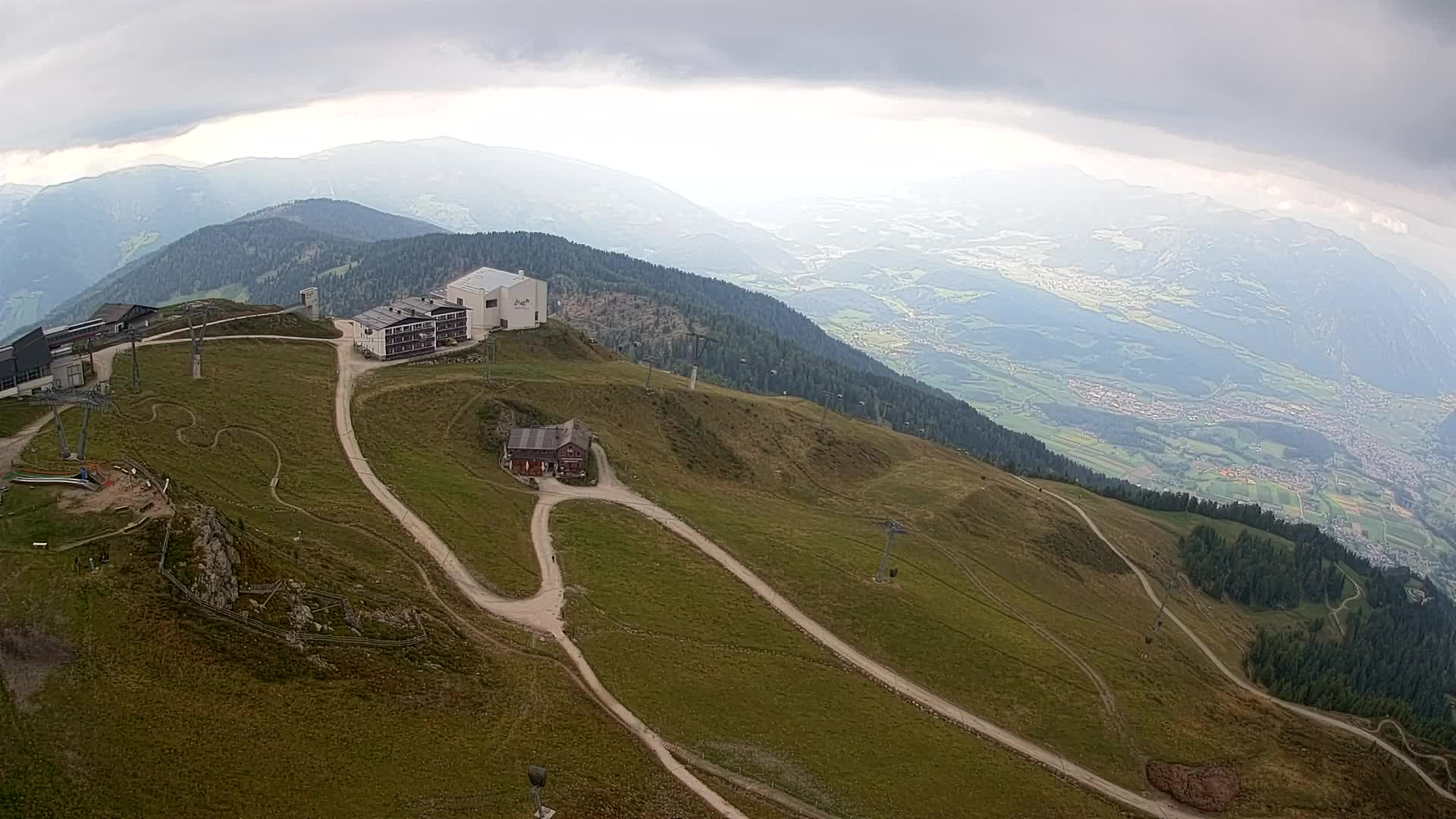 Skigebiet Kronplatz Gipfel | Blick auf Bruneck