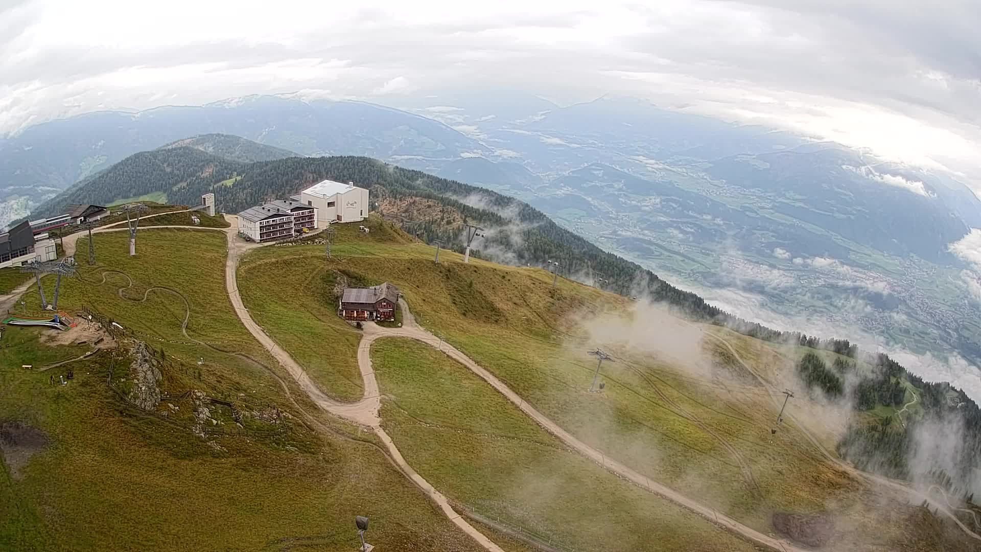 Skigebiet Kronplatz Gipfel | Blick auf Bruneck
