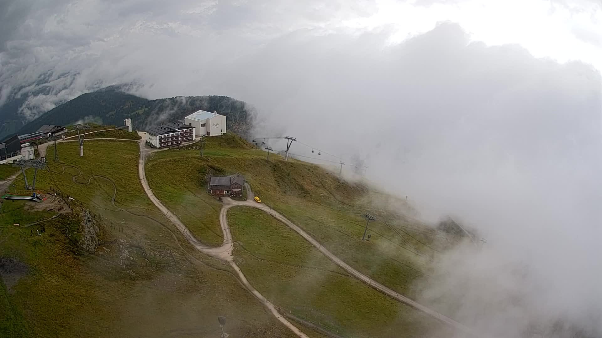 Skigebiet Kronplatz Gipfel | Blick auf Bruneck