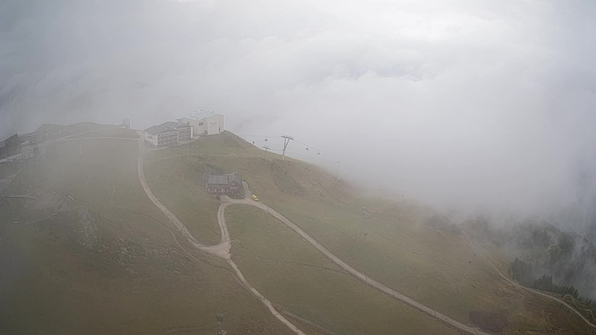 Stazione sciistica di Plan de Corones | vista su Brunico