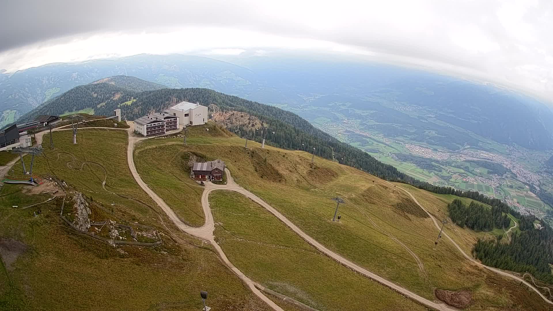 Smučišče Kronplatz – vrh | pogled na Bruneck