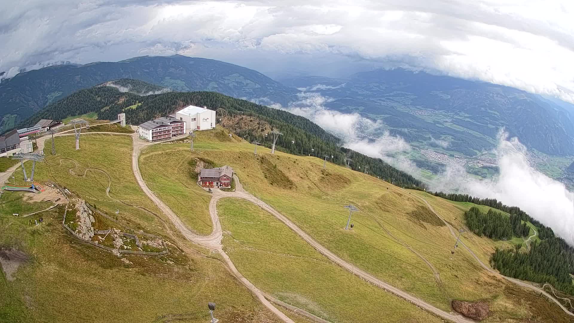 Smučišče Kronplatz – vrh | pogled na Bruneck