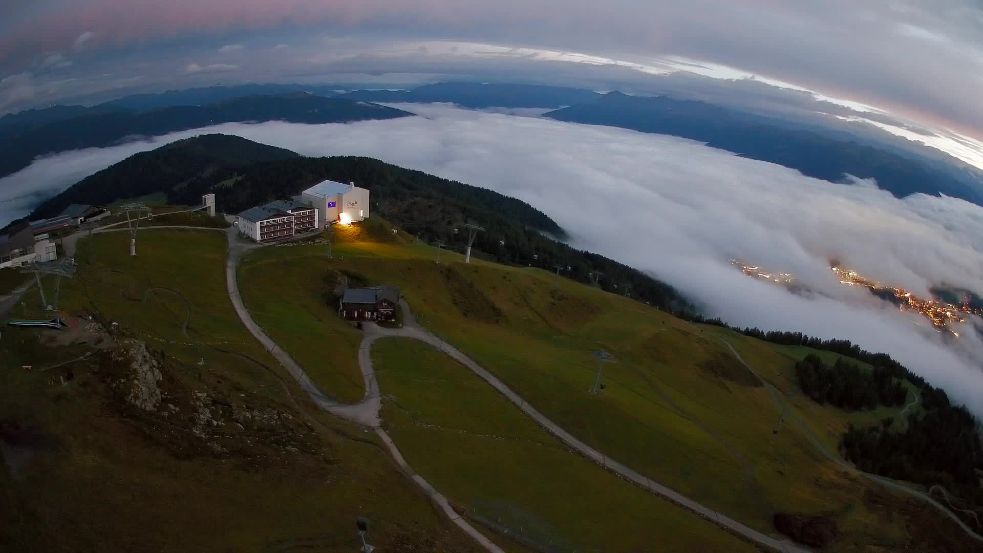 Skigebiet Kronplatz Gipfel | Blick auf Bruneck