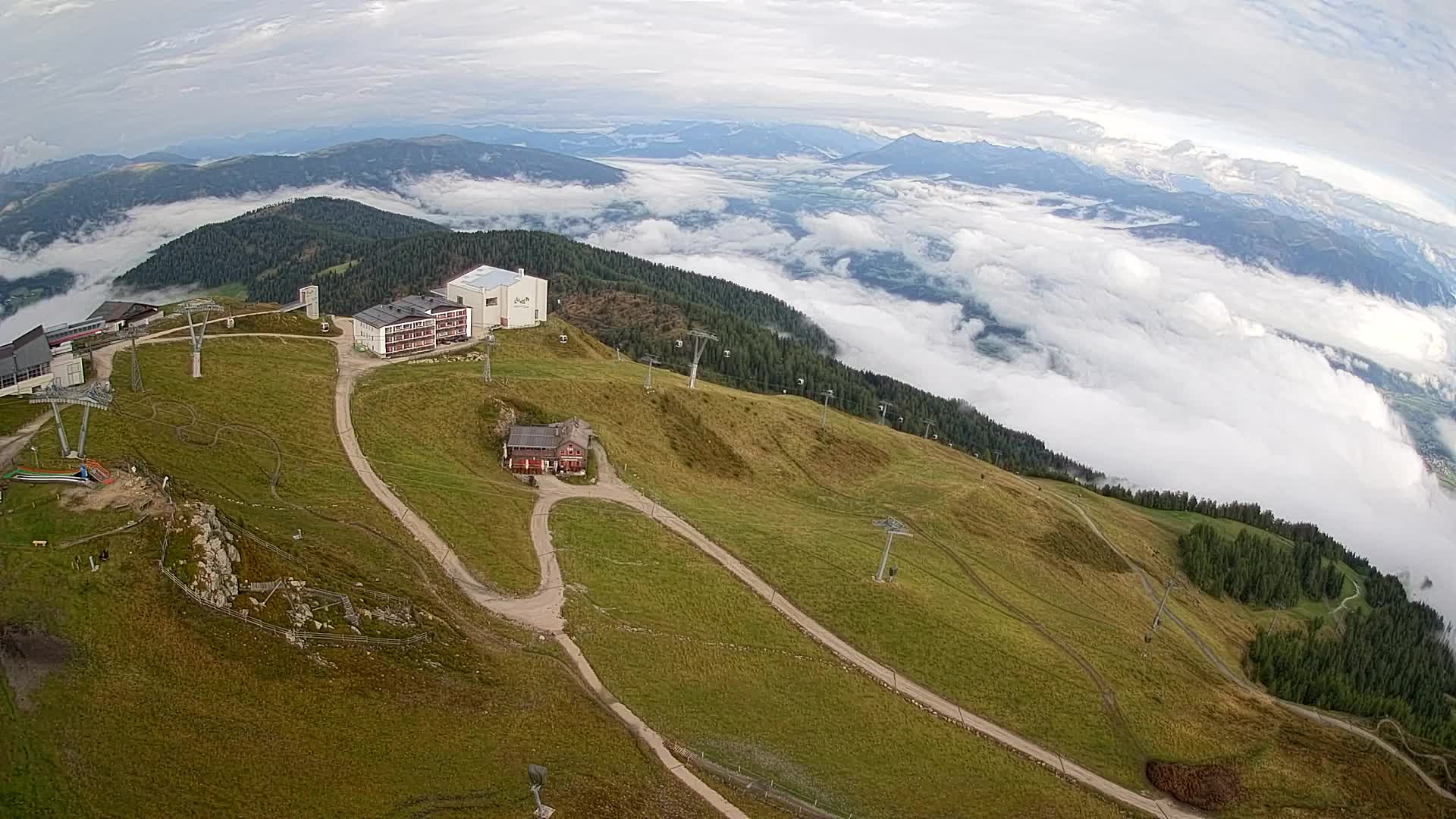 Stazione sciistica di Plan de Corones | vista su Brunico