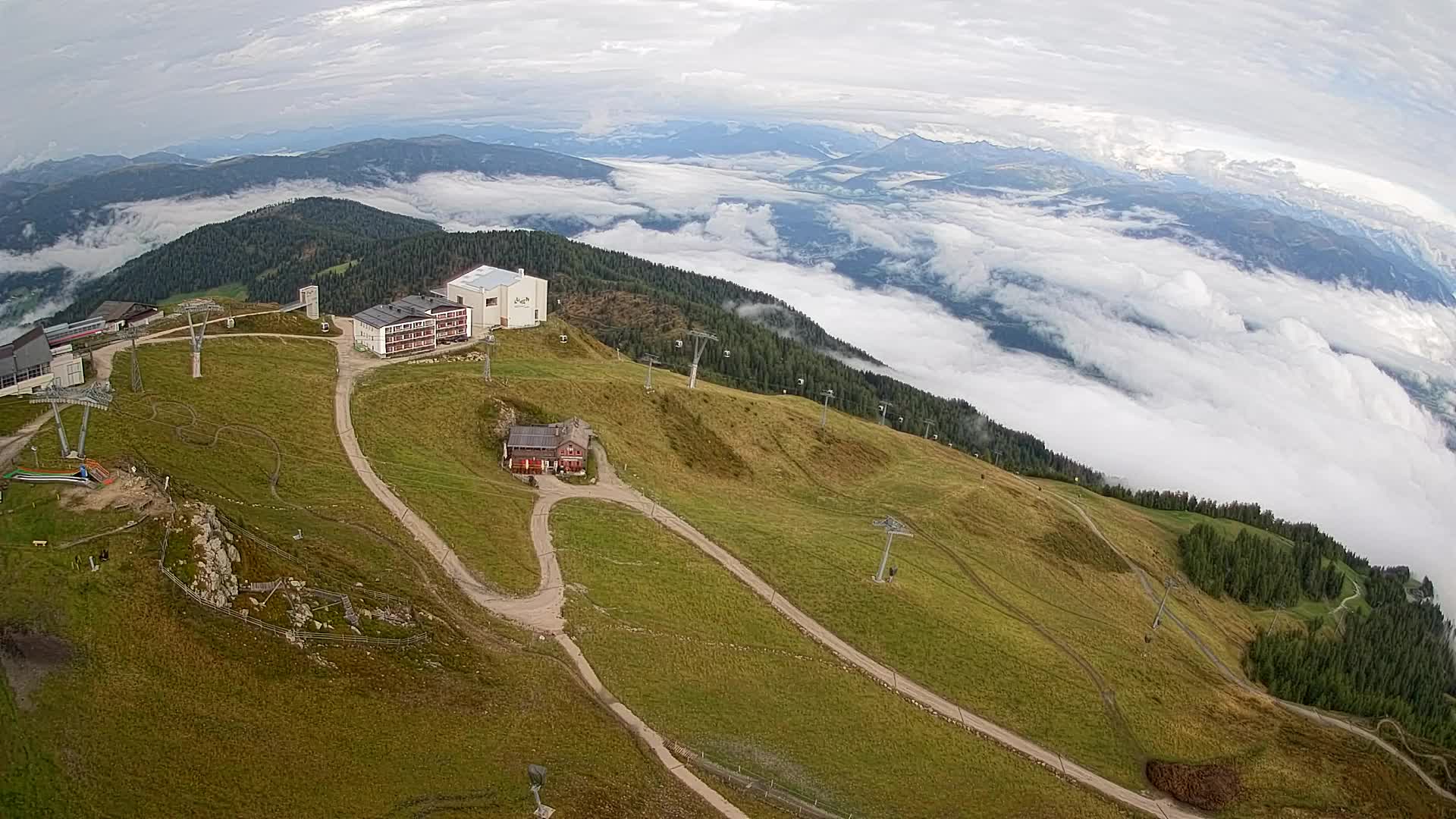Stazione sciistica di Plan de Corones | vista su Brunico
