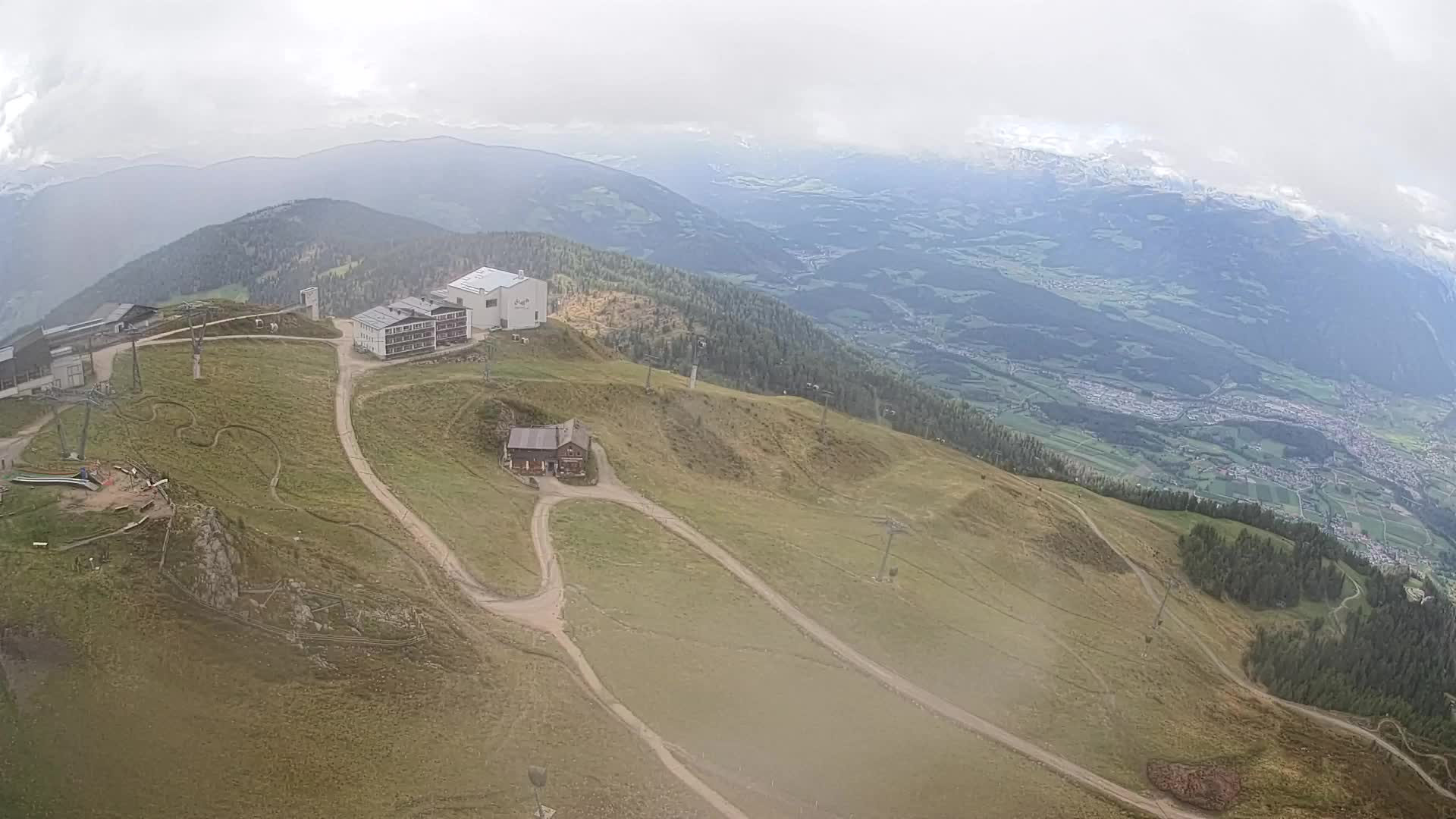 Station de ski Kronplatz sommet | vue sur Brunico
