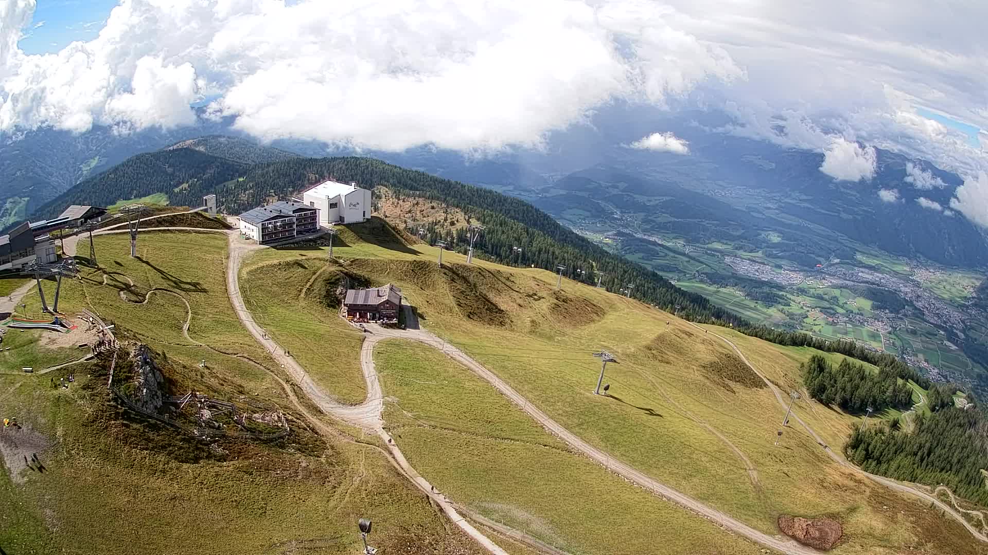 Station de ski Kronplatz sommet | vue sur Brunico