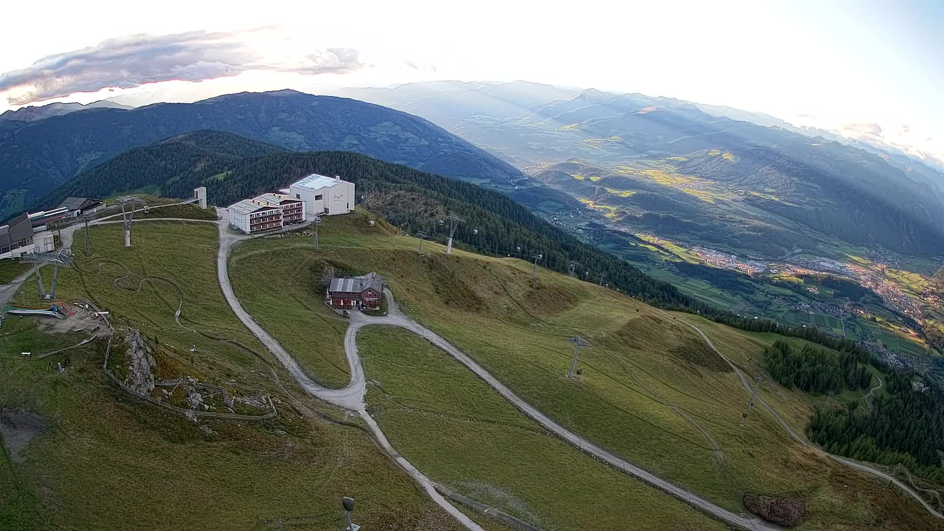 Stazione sciistica di Plan de Corones | vista su Brunico