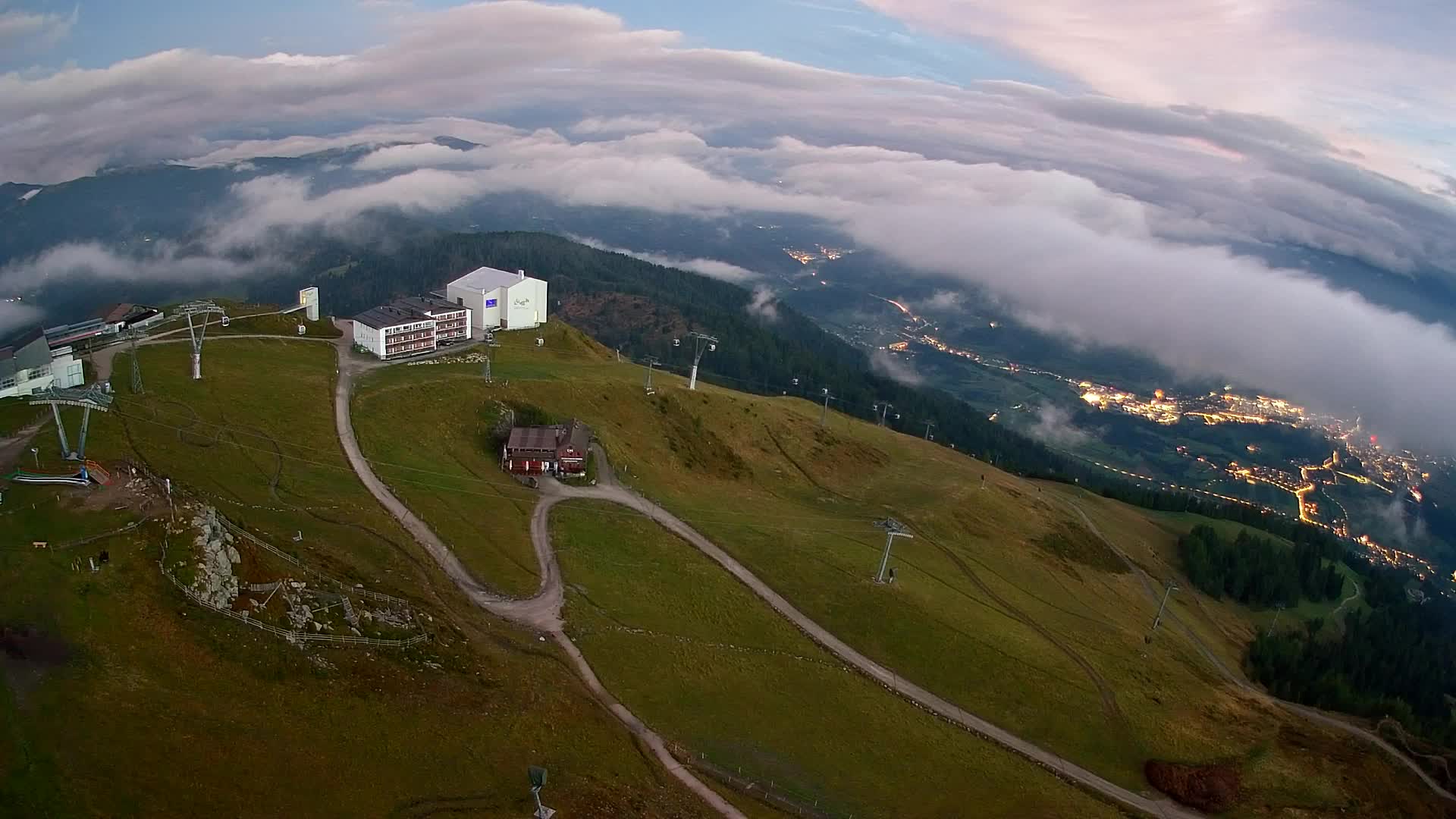 Station de ski Kronplatz sommet | vue sur Brunico