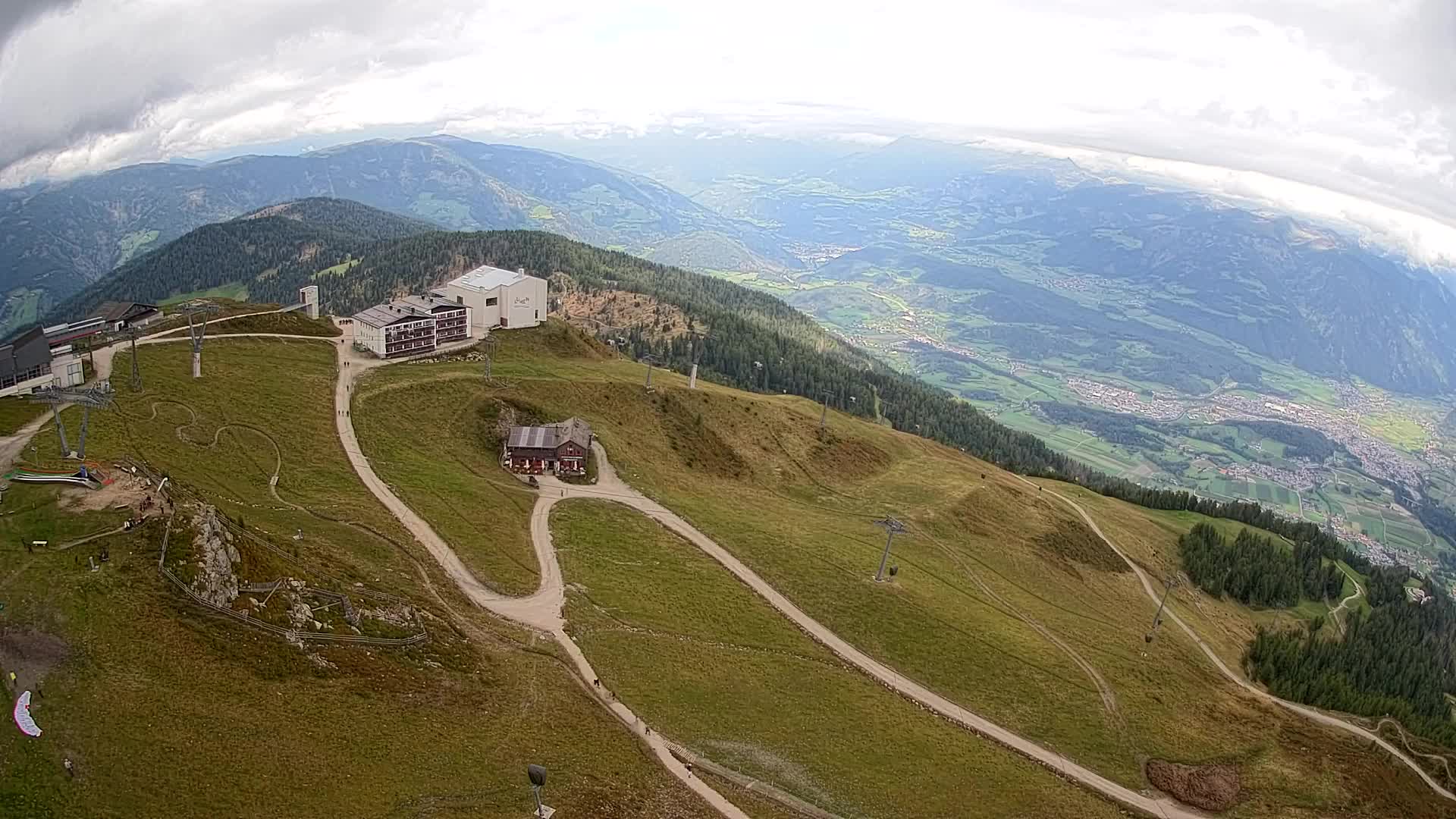 Station de ski Kronplatz sommet | vue sur Brunico