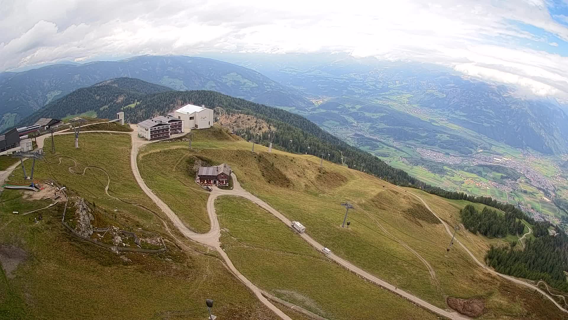 Station de ski Kronplatz sommet | vue sur Brunico