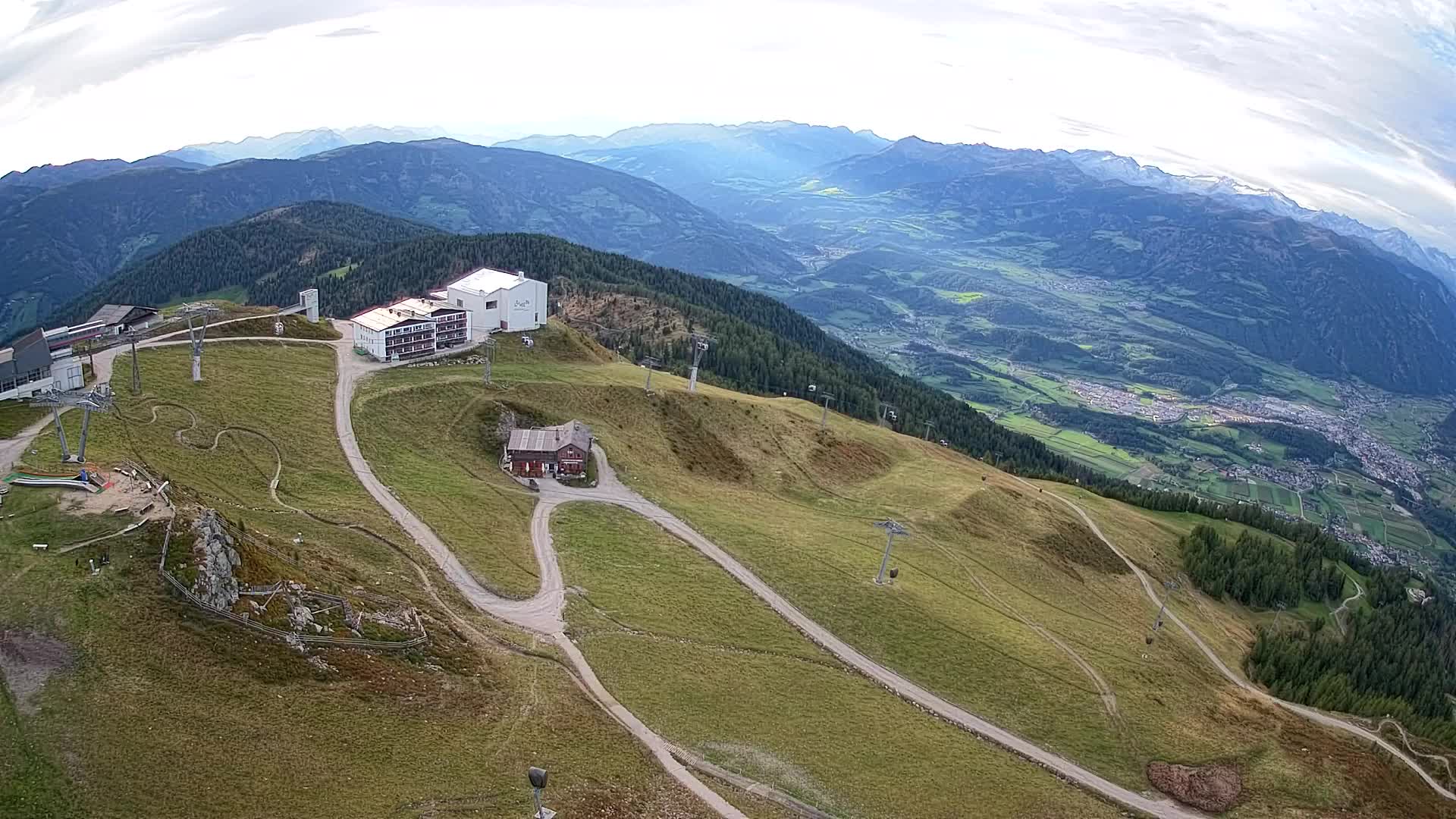 Stazione sciistica di Plan de Corones | vista su Brunico
