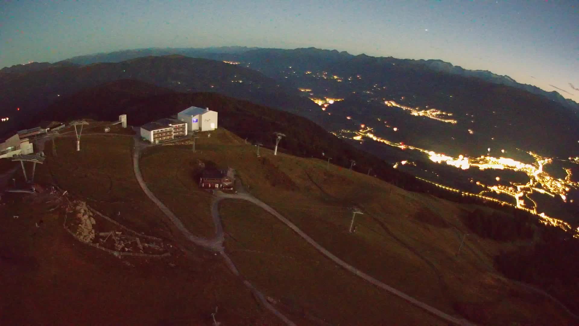 Smučišče Kronplatz – vrh | pogled na Bruneck