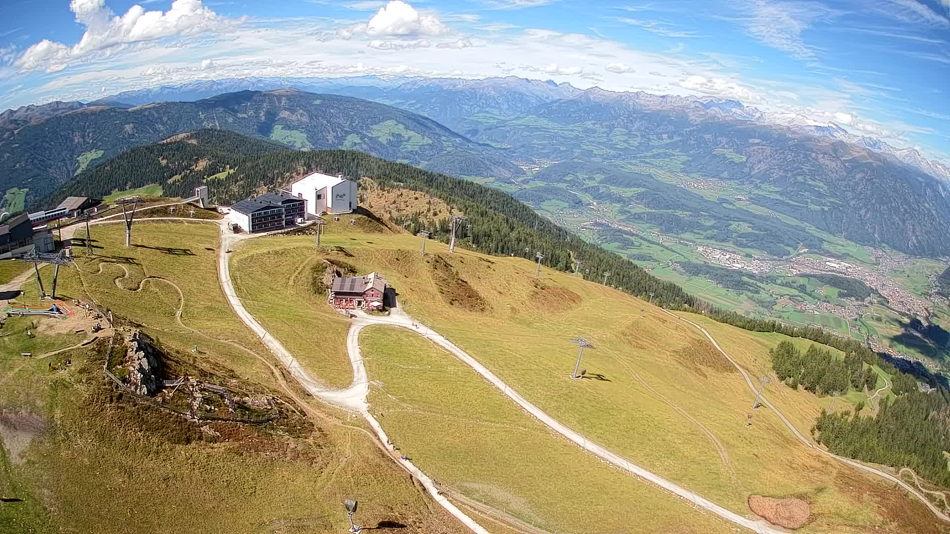 Stazione sciistica di Plan de Corones | vista su Brunico