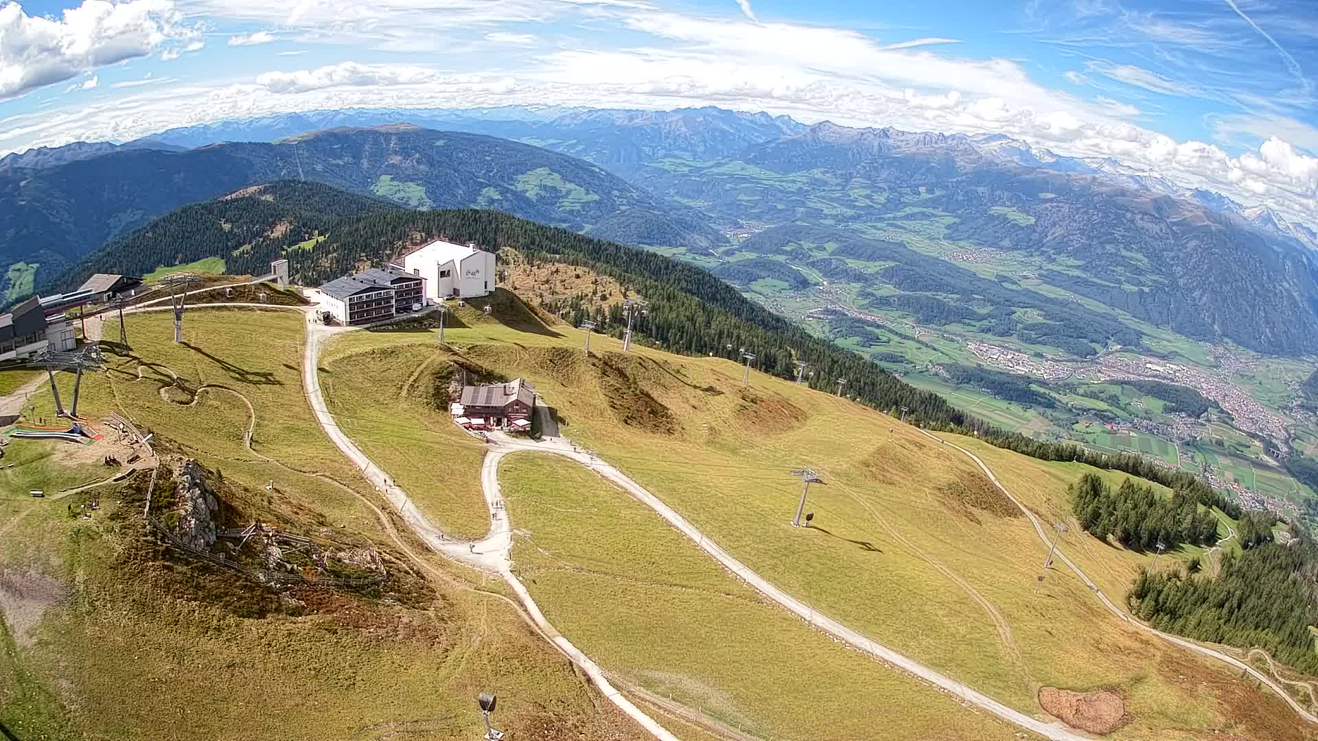Stazione sciistica di Plan de Corones | vista su Brunico