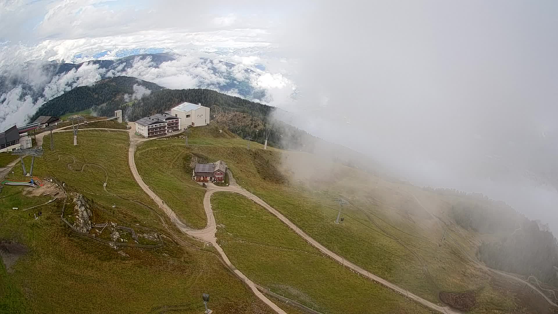 Skigebiet Kronplatz Gipfel | Blick auf Bruneck