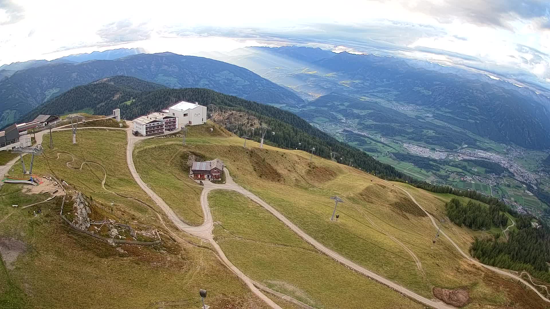 Station de ski Kronplatz sommet | vue sur Brunico