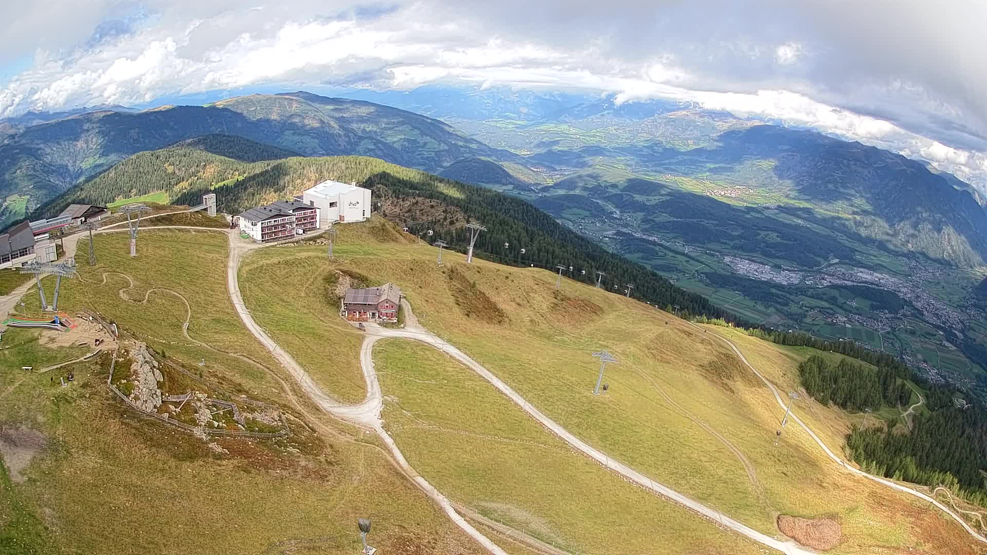 Smučišče Kronplatz – vrh | pogled na Bruneck