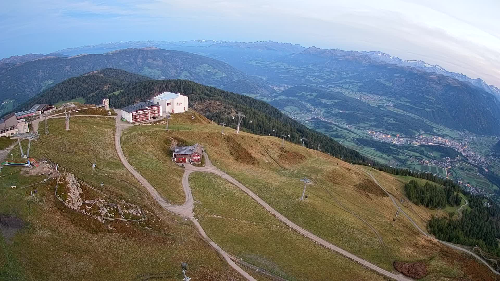 Smučišče Kronplatz – vrh | pogled na Bruneck