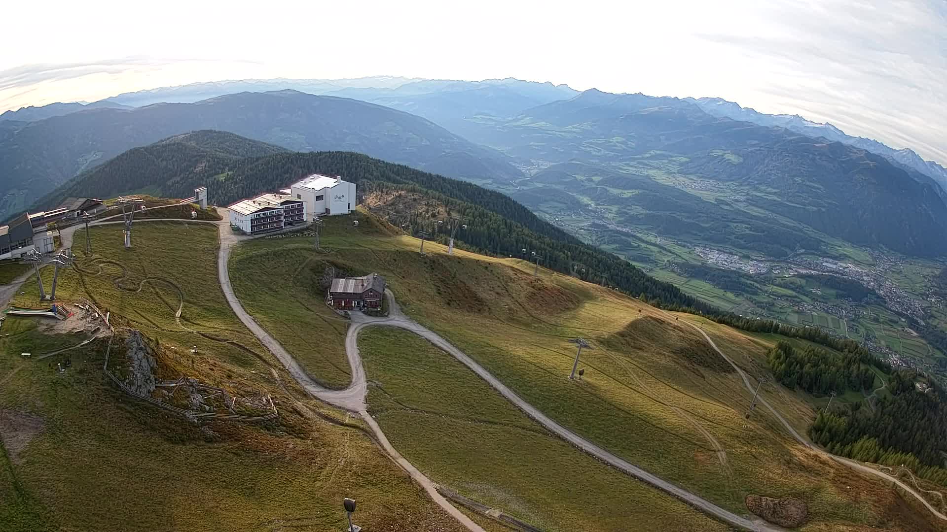 Station de ski Kronplatz sommet | vue sur Brunico