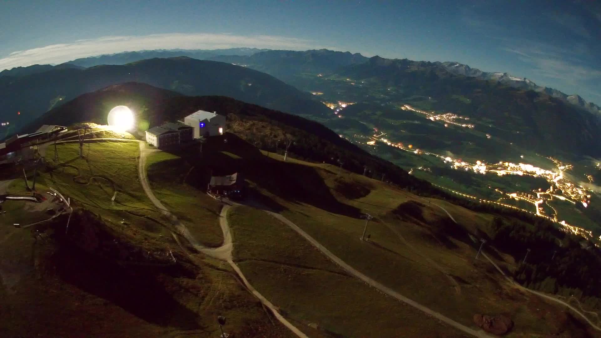 Skigebiet Kronplatz Gipfel | Blick auf Bruneck