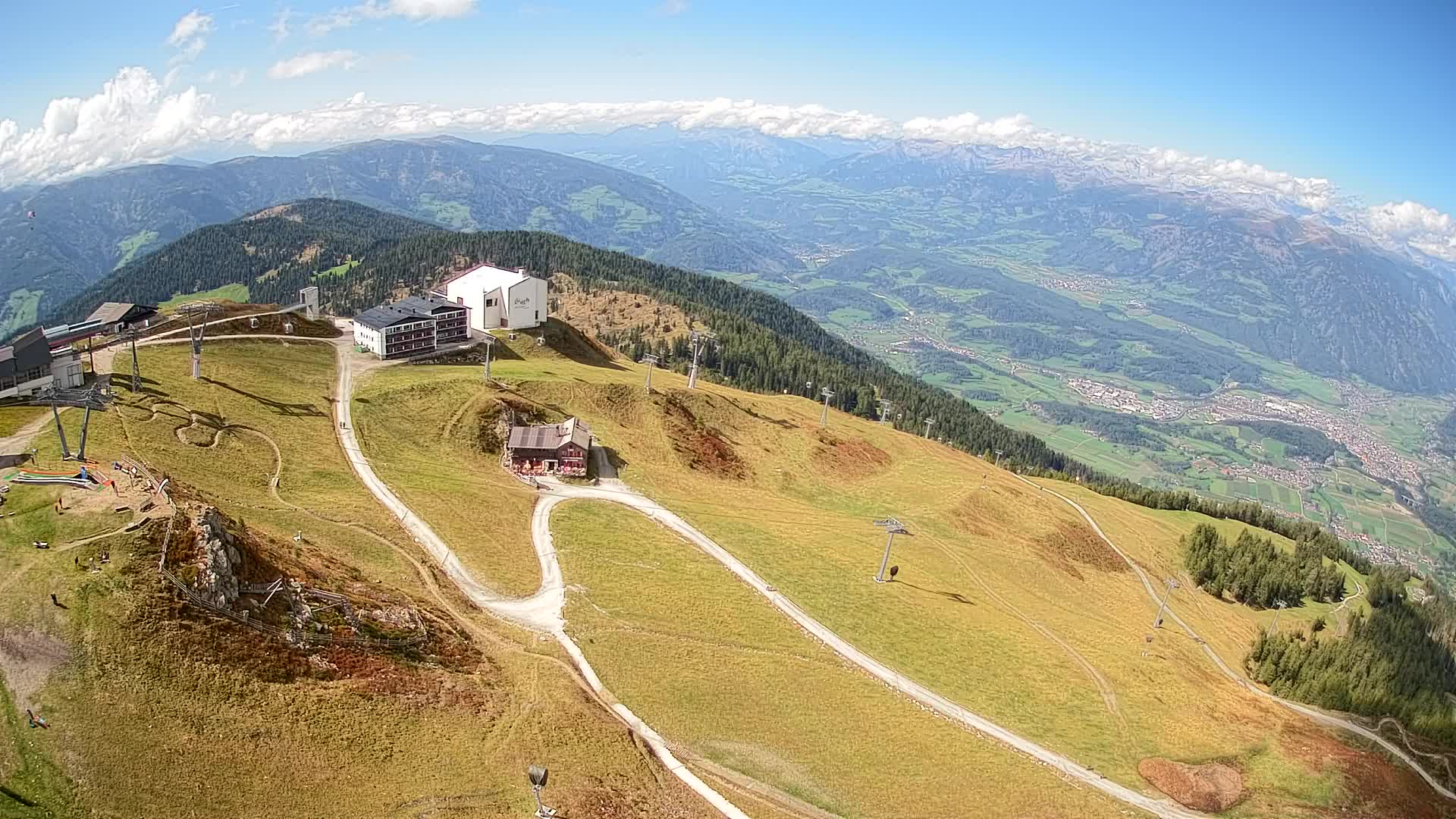 Stazione sciistica di Plan de Corones | vista su Brunico