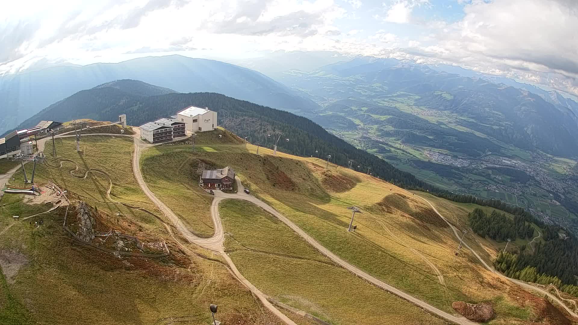 Skigebiet Kronplatz Gipfel | Blick auf Bruneck