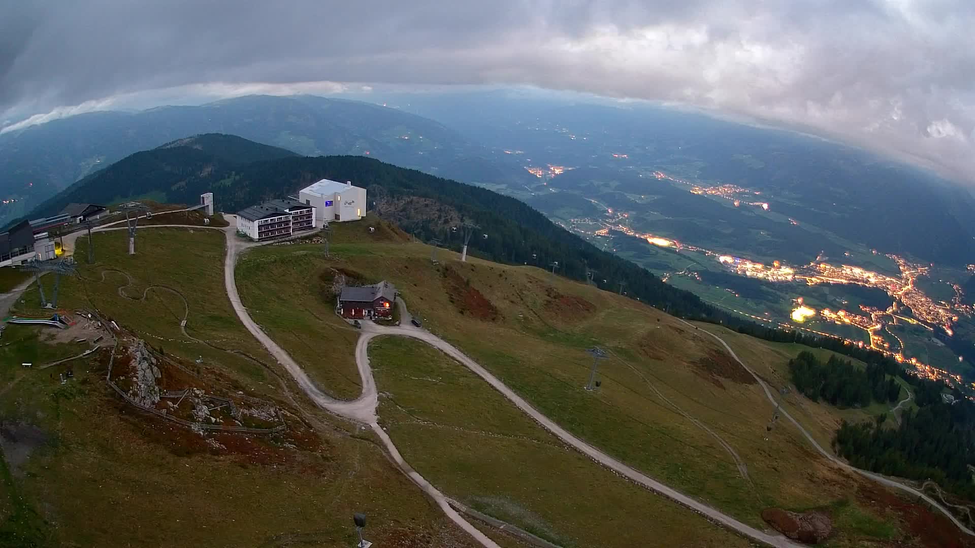 Skigebiet Kronplatz Gipfel | Blick auf Bruneck