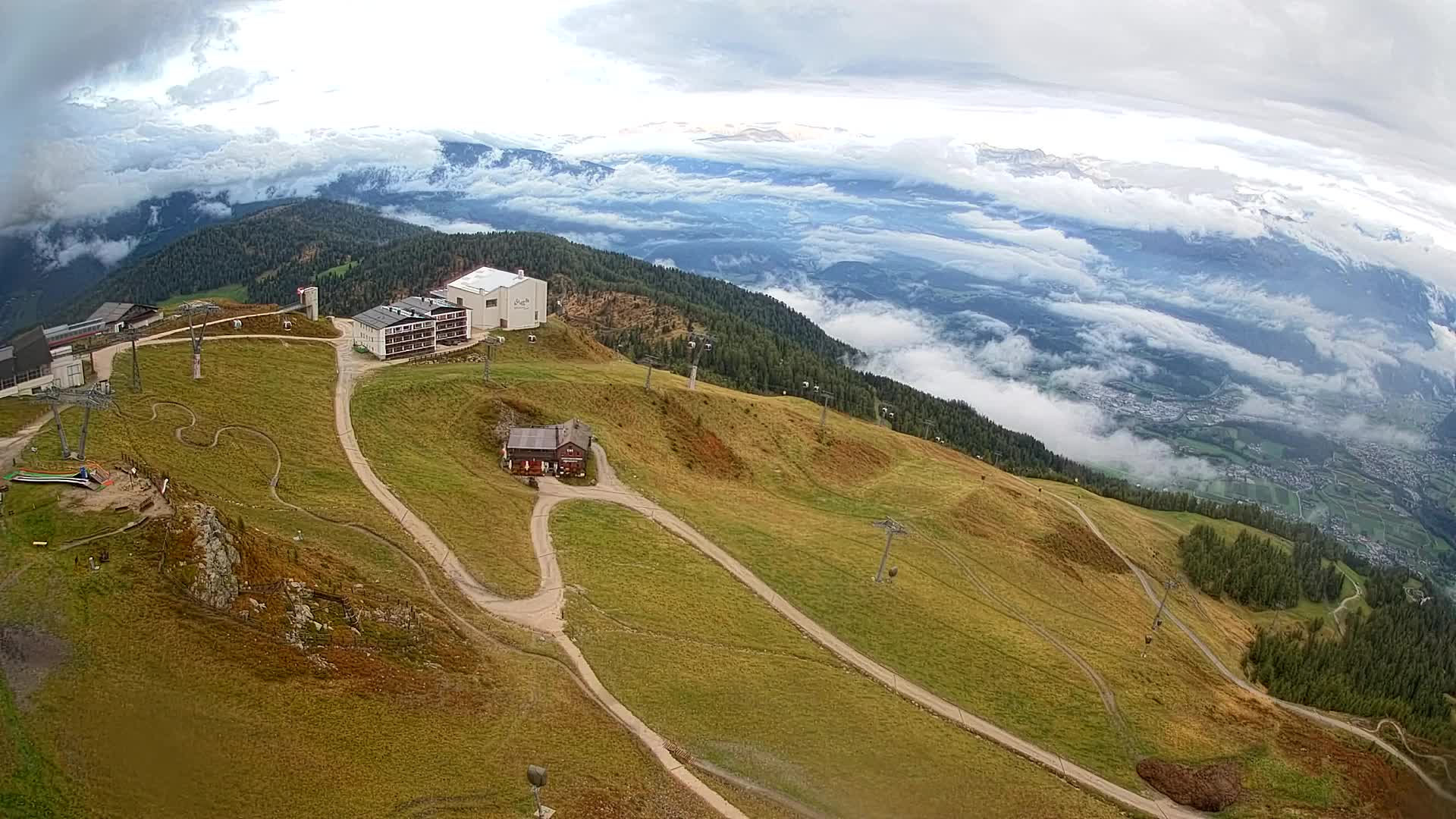 Stazione sciistica di Plan de Corones | vista su Brunico