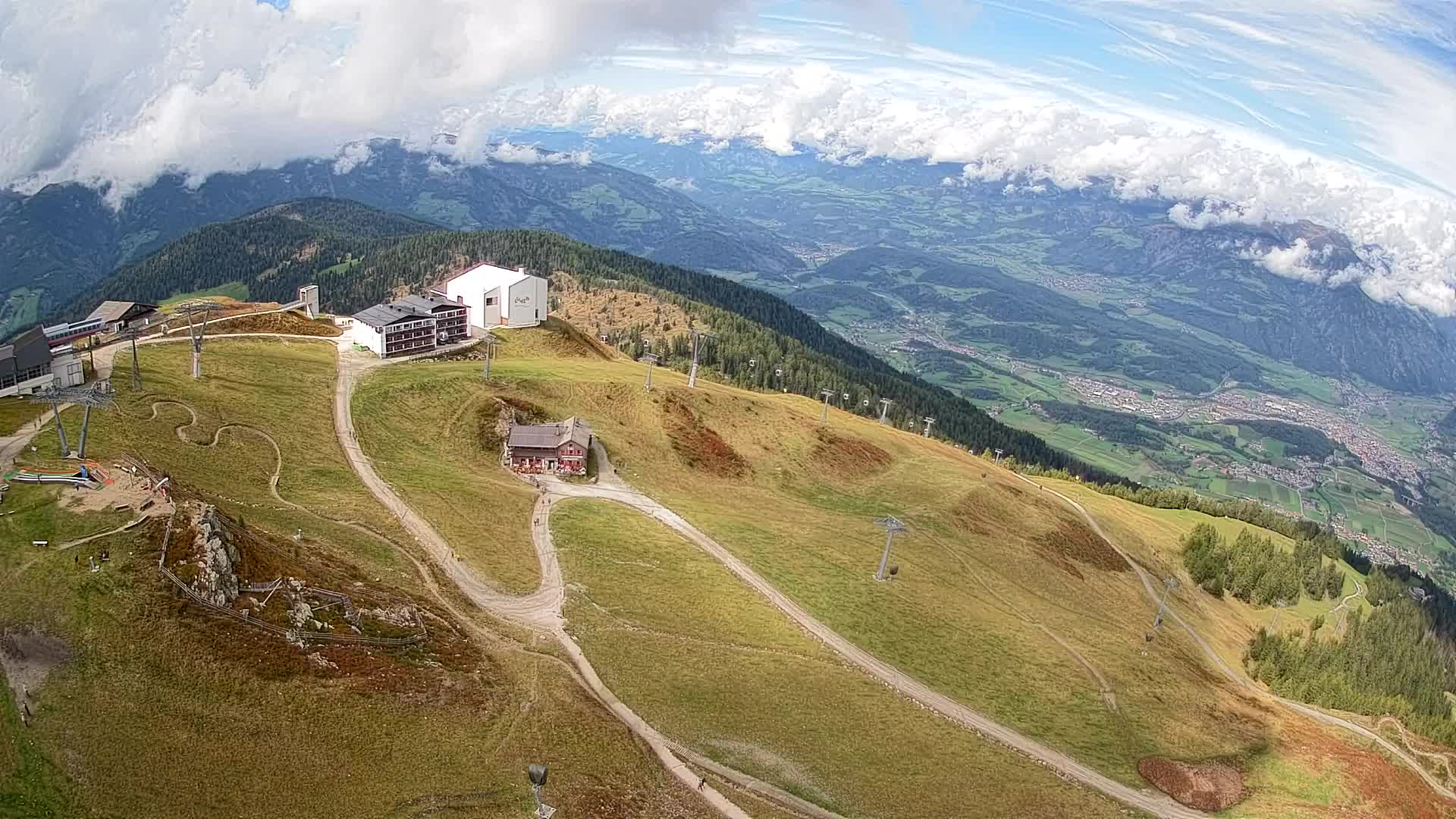 Skigebiet Kronplatz Gipfel | Blick auf Bruneck