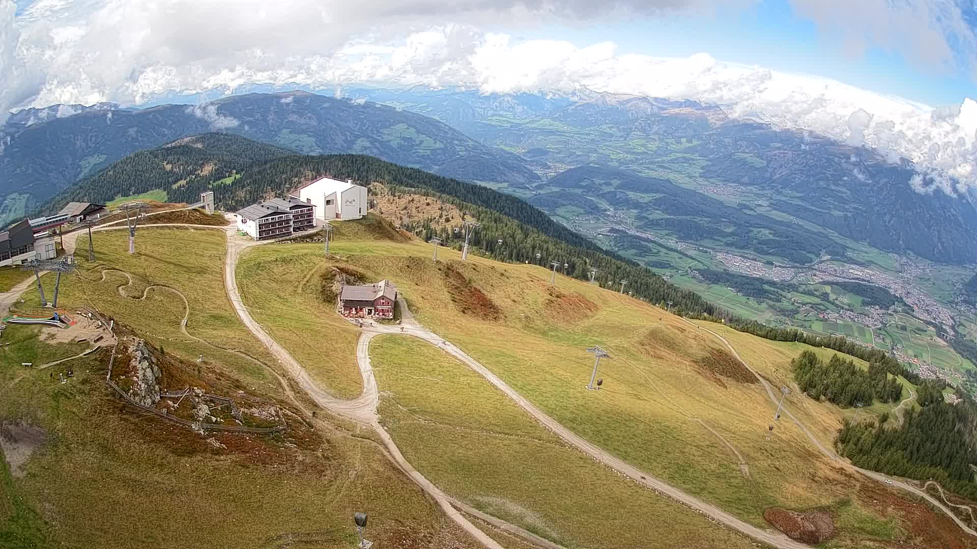 Station de ski Kronplatz sommet | vue sur Brunico