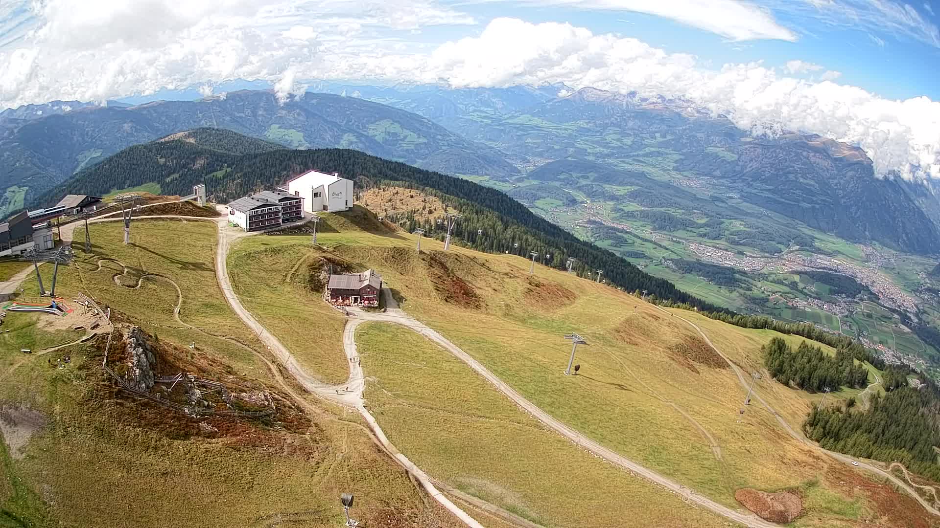 Skigebiet Kronplatz Gipfel | Blick auf Bruneck
