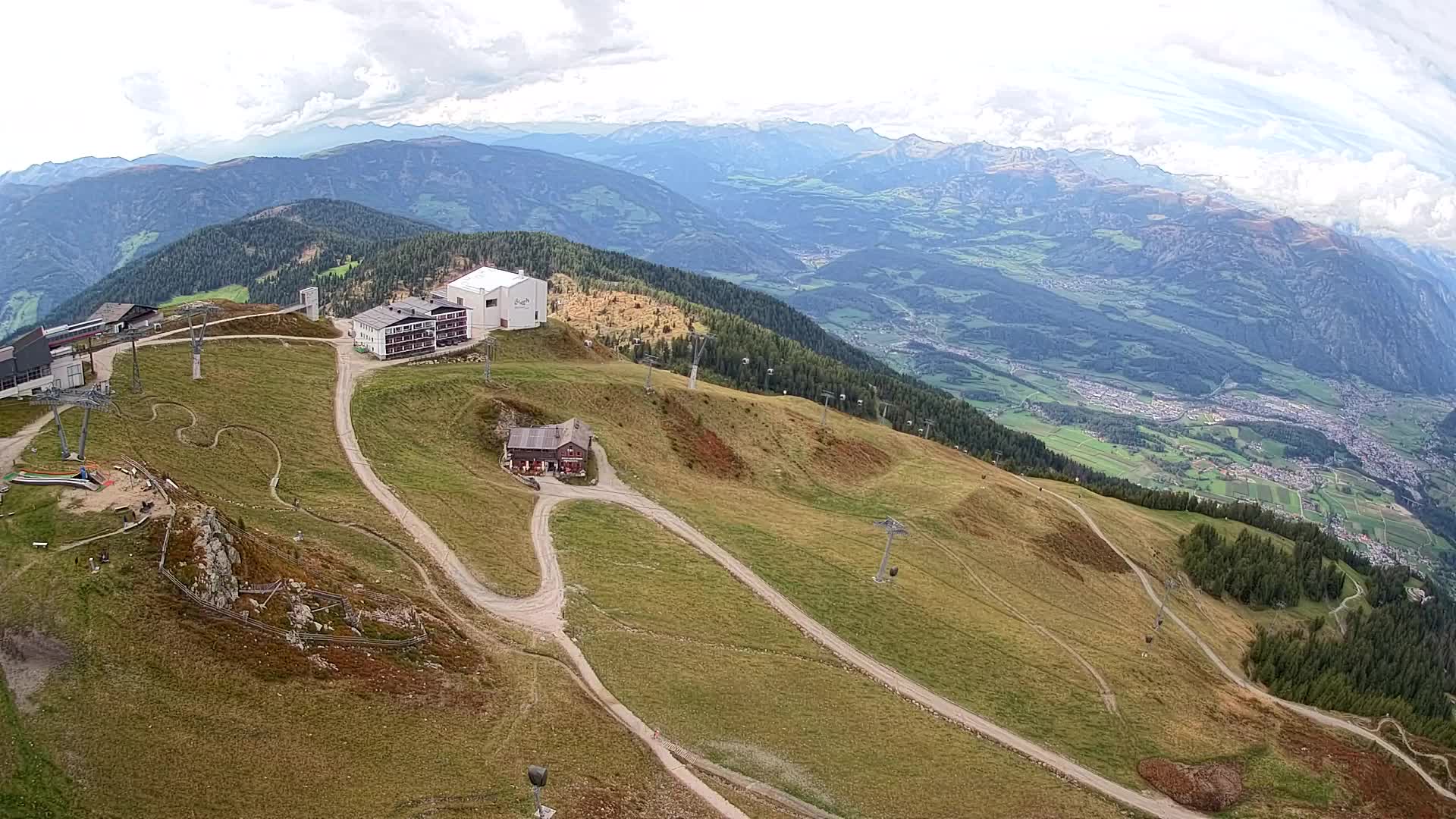 Skigebiet Kronplatz Gipfel | Blick auf Bruneck