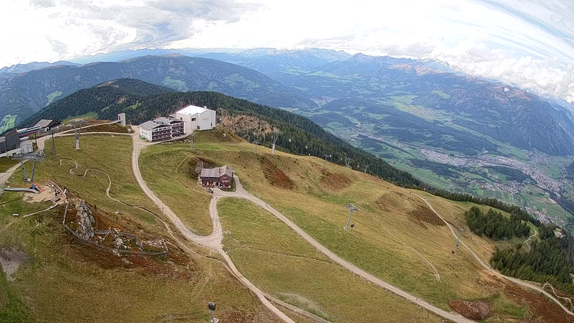 Station de ski Kronplatz sommet | vue sur Brunico