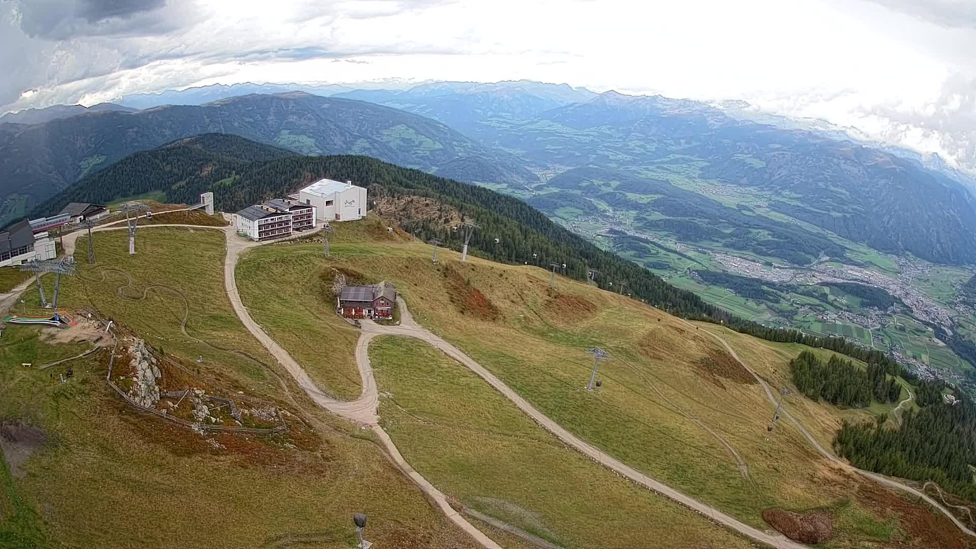 Station de ski Kronplatz sommet | vue sur Brunico