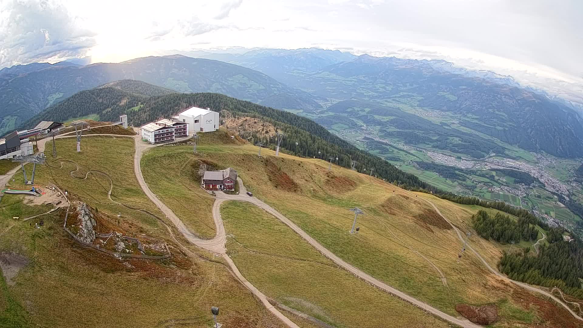 Station de ski Kronplatz sommet | vue sur Brunico