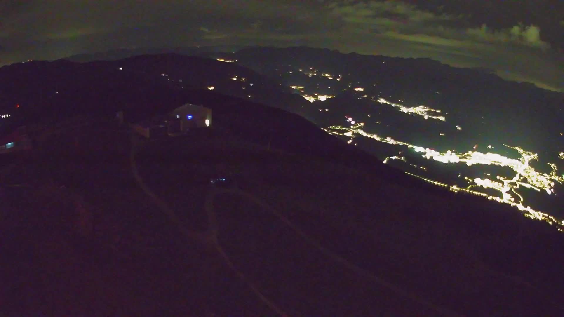 Cima estación de esquí Kronplatz | vista hacia Brunico