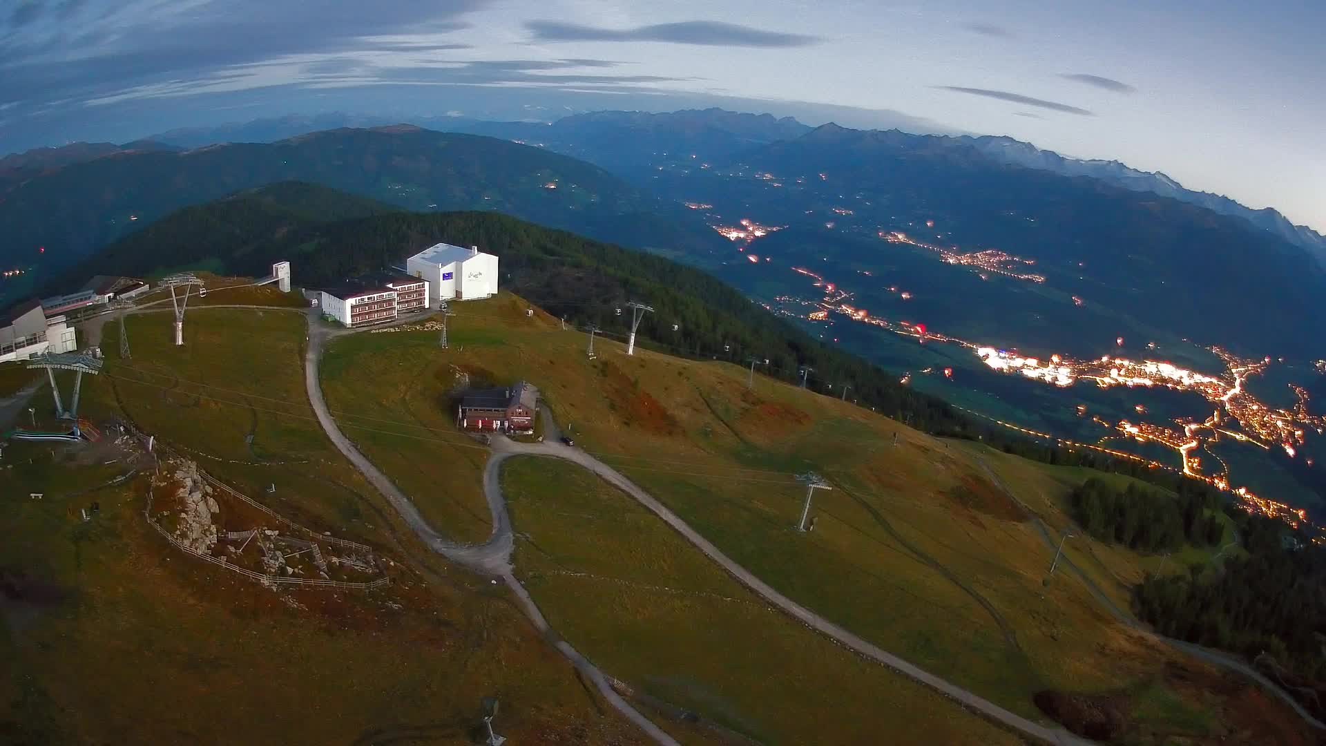 Stazione sciistica di Plan de Corones | vista su Brunico