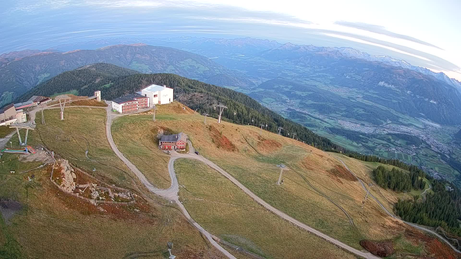 Smučišče Kronplatz – vrh | pogled na Bruneck