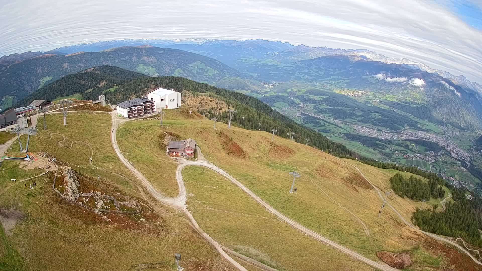 Stazione sciistica di Plan de Corones | vista su Brunico