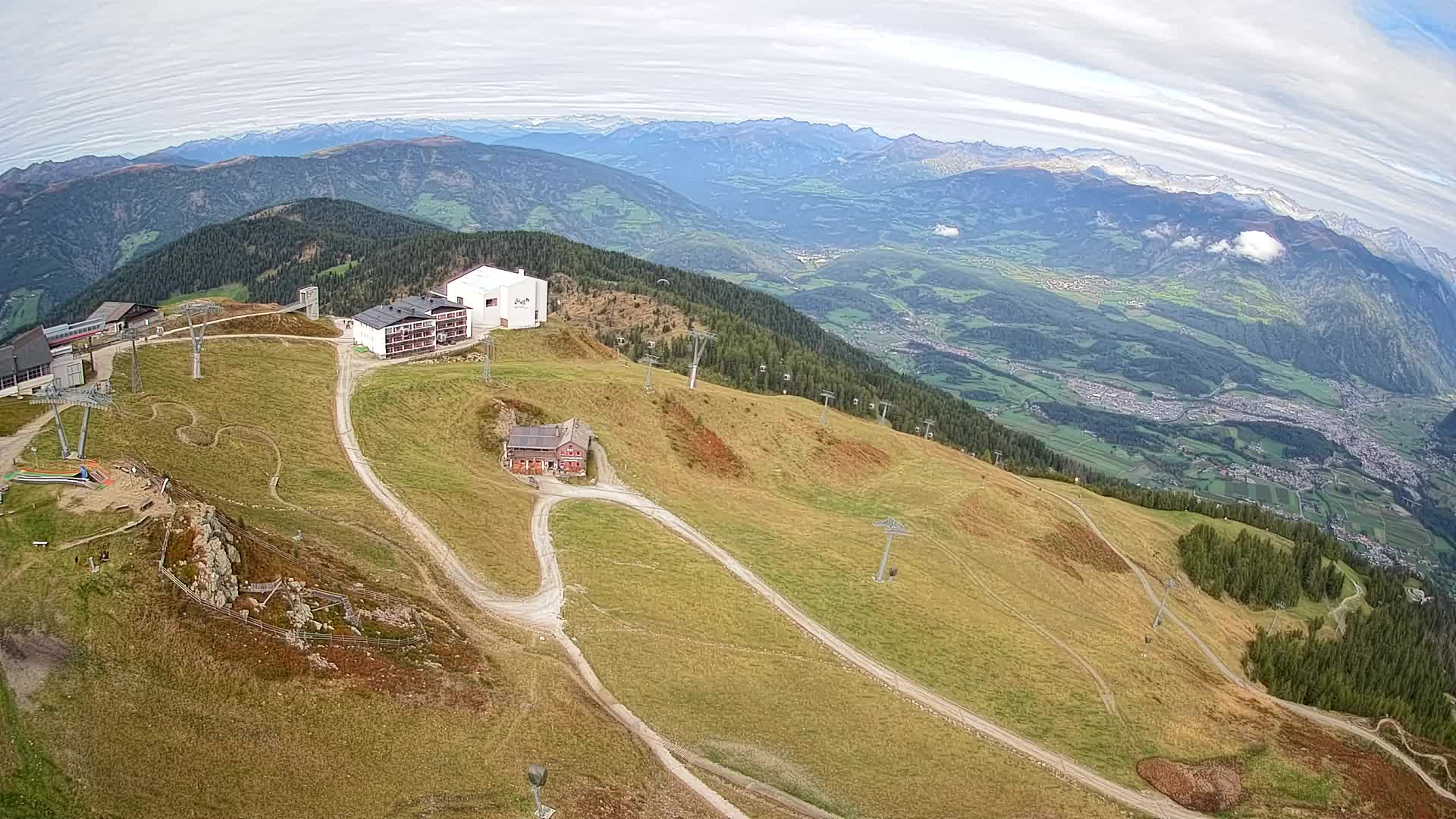 Stazione sciistica di Plan de Corones | vista su Brunico